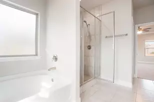 8016 Woodbrook Rd, Pensacola, FL 32526 - Photo 24