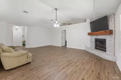 6917 Kapok Dr, Milton, FL 32583 - Photo 8