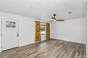 6441 Aspen Ave, Milton, FL 32570 - Photo 8