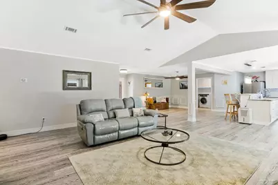 2004 Peregrine Ct, Pensacola, FL 32506 - Photo 8