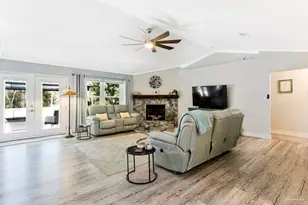 2004 Peregrine Ct, Pensacola, FL 32506 - Photo 10