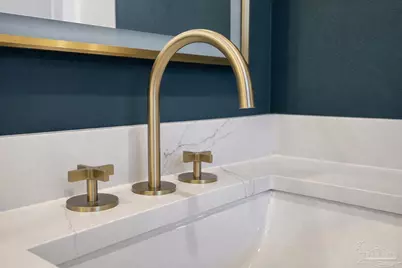 606 E Leonard St, Pensacola, FL 32503 - Photo 8