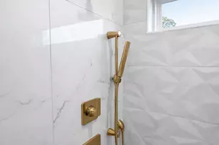 606 E Leonard St, Pensacola, FL 32503 - Photo 12