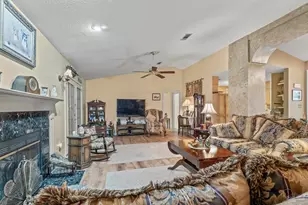 6136 Arnies Way, Milton, FL 32570 - Photo 8