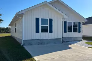 6235 June Bug Dr, Milton, FL 32583 - Photo 2