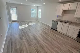 6235 June Bug Dr, Milton, FL 32583 - Photo 4