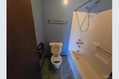 5833 Princeton Dr, Pensacola, FL 32526 - Photo 10