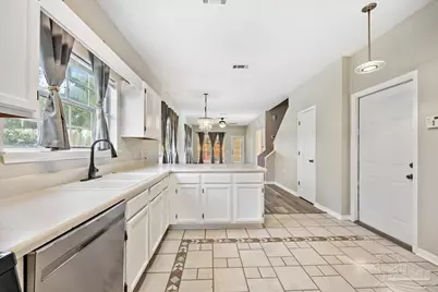 225 Wildflower Ln, Pensacola, FL 32514 - Photo 6