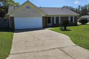 4785 Tami Ln, Pensacola, FL 32526 - Photo 2