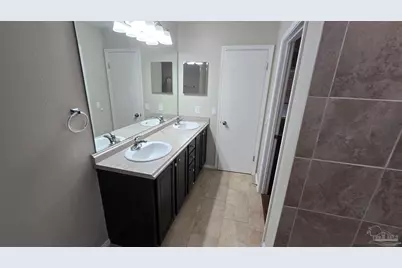 4785 Tami Ln, Pensacola, FL 32526 - Photo 12