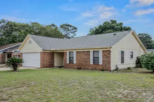 4785 Tami Ln, Pensacola, FL 32526 - Photo 2