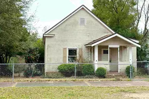 1305 E La Rua St, Pensacola, FL 32501 - Photo 46