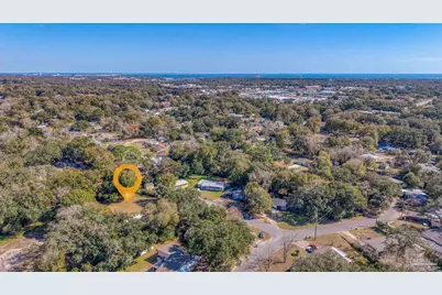 514 S Edgewood Cir, Pensacola, FL 32506 - Photo 14