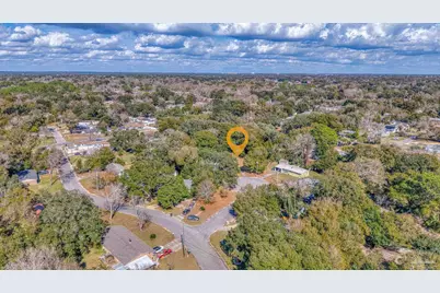 514 S Edgewood Cir, Pensacola, FL 32506 - Photo 8