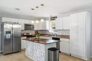 5471 Bonanza Dr, Gulf Breeze, FL 32563 - Photo 1