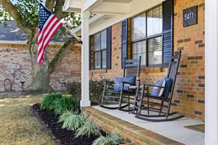 5471 Bonanza Dr, Gulf Breeze, FL 32563 - Photo 2