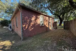 3914 W Gadsden St, Pensacola, FL 32505 - Photo 4