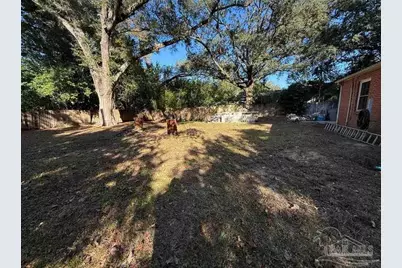 3914 W Gadsden St, Pensacola, FL 32505 - Photo 10
