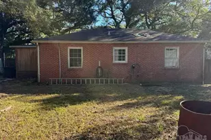 3914 W Gadsden St, Pensacola, FL 32505 - Photo 6