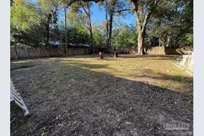 3914 W Gadsden St, Pensacola, FL 32505 - Photo 8