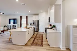 8130 Fir Tree Dr, Milton, FL 32583 - Photo 6