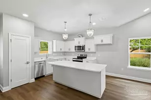 5307 Edeker Cir, Jay, FL 32565 - Photo 10