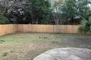 3600 Forest Glen Dr, Pensacola, FL 32504 - Photo 14