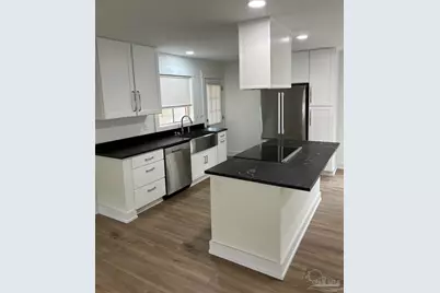 3600 Forest Glen Dr, Pensacola, FL 32504 - Photo 4