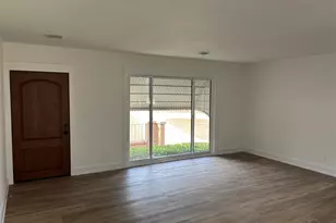 3600 Forest Glen Dr, Pensacola, FL 32504 - Photo 2