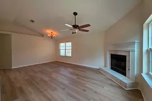 6204 Pomeral Summit, Milton, FL 32570 - Photo 6