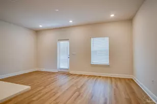 2495 Cliff Hollow Circle, Gulf Breeze, FL 32563 - Photo 6