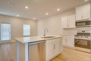 2495 Cliff Hollow Circle, Gulf Breeze, FL 32563 - Photo 4