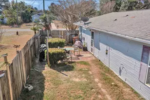 1984 Ambassador Dr, Gulf Breeze, FL 32563 - Photo 34