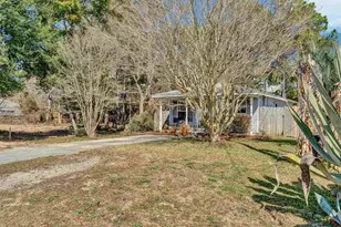 1984 Ambassador Dr, Gulf Breeze, FL 32563 - Photo 2