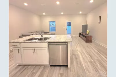 710-B Giese Ln, Pensacola, FL 32506 - Photo 8