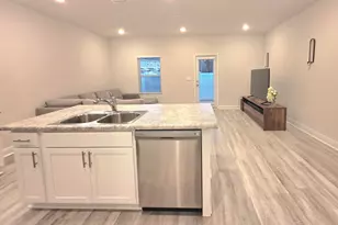 710-B Giese Ln, Pensacola, FL 32506 - Photo 8