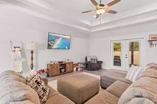 9104 Tara Cir, Milton, FL 32583 - Photo 8