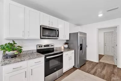 3869 James Stovall St, Pensacola, FL 32526 - Photo 14