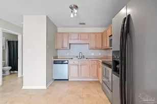 1310 Redwood Ln, Gulf Breeze, FL 32563 - Photo 16