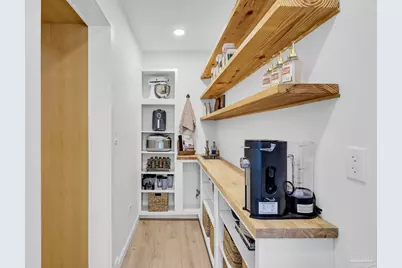 1613 E De Soto St, Pensacola, FL 32501 - Photo 12