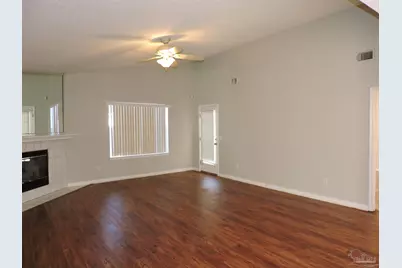 1897 Gulf Bay Ln, Pensacola, FL 32506 - Photo 20