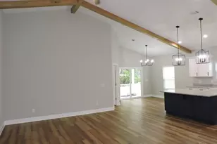 1451 Madelyn Woods Dr, Pensacola, FL 32506 - Photo 4