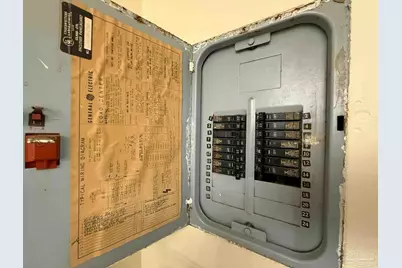 305 Chaseville St, Pensacola, FL 32507 - Photo 6