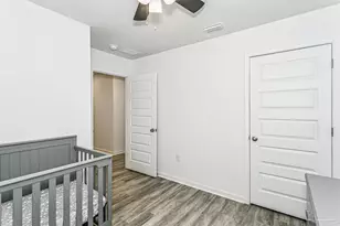 2536 Sutton Pl Dr, Cantonment, FL 32533 - Photo 14