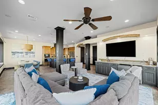 602 Via De Luna Dr, Pensacola Beach, FL 32561 - Photo 8