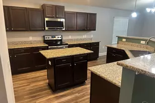 2413 Spur Ln, Gulf Breeze, FL 32563 - Photo 8