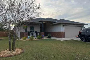 2413 Spur Ln, Gulf Breeze, FL 32563 - Photo 1