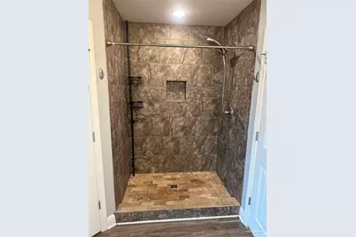 2413 Spur Ln, Gulf Breeze, FL 32563 - Photo 16