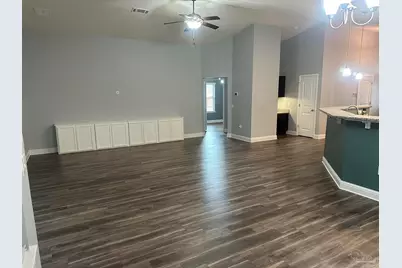 2413 Spur Ln, Gulf Breeze, FL 32563 - Photo 6