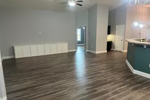 2413 Spur Ln, Gulf Breeze, FL 32563 - Photo 6